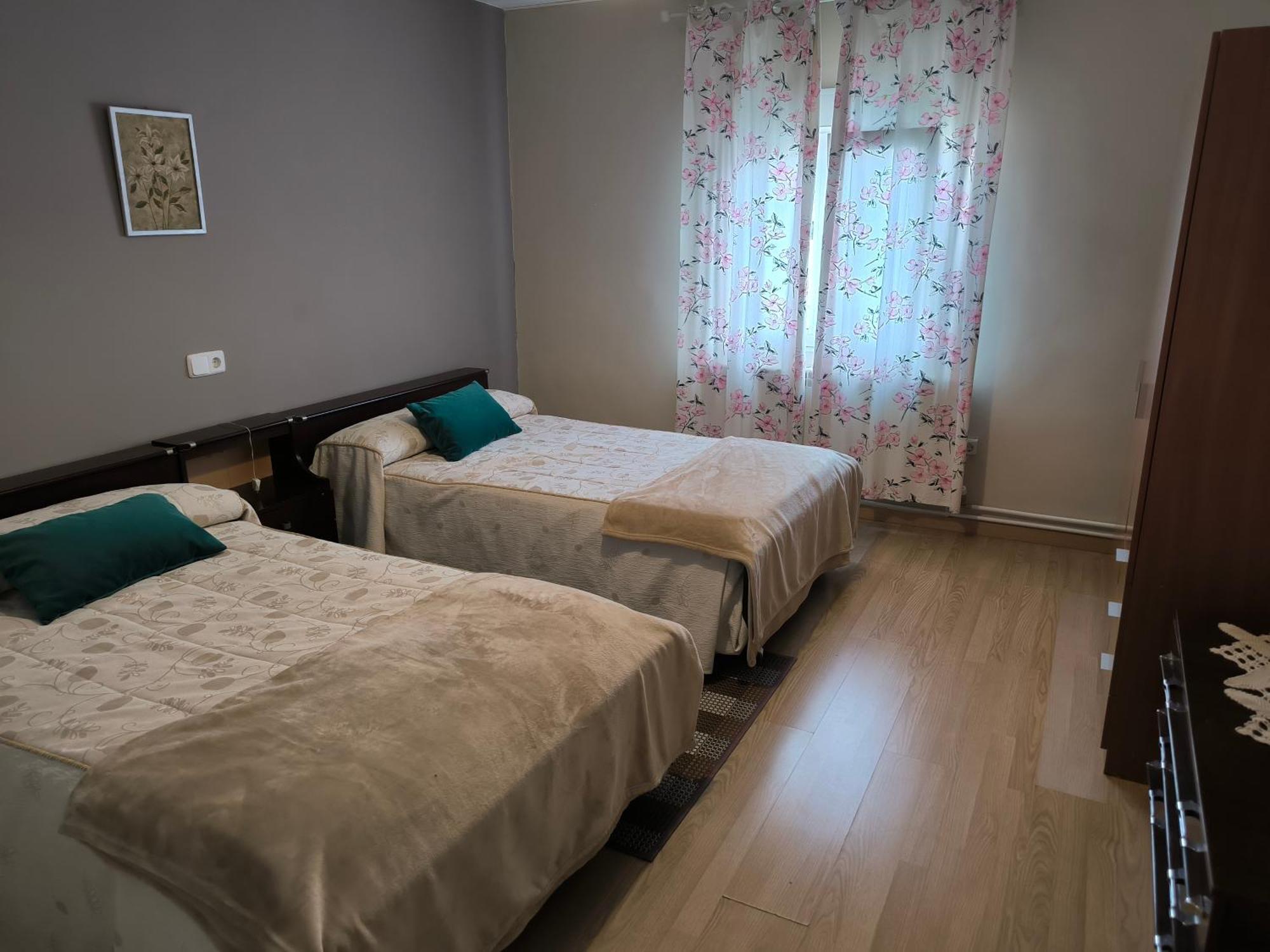 Piso Ponferrada Apartment ภายนอก รูปภาพ